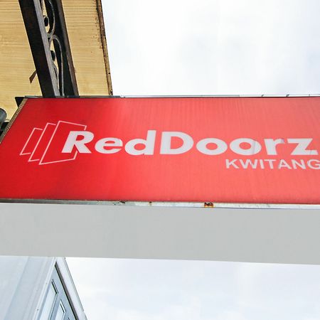 Готель Reddoorz @ Kwitang Джакарта Екстер'єр фото